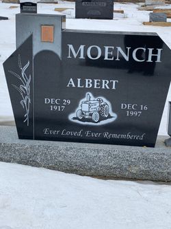 Albert Moench 