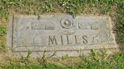 Mary Elizabeth “Bette” <I>Hillier</I> Mills 