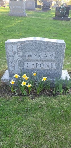 Ruth Ann <I>Wyman</I> Capone 
