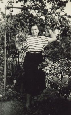 Ethel Grace <I>Yates</I> Loeber 