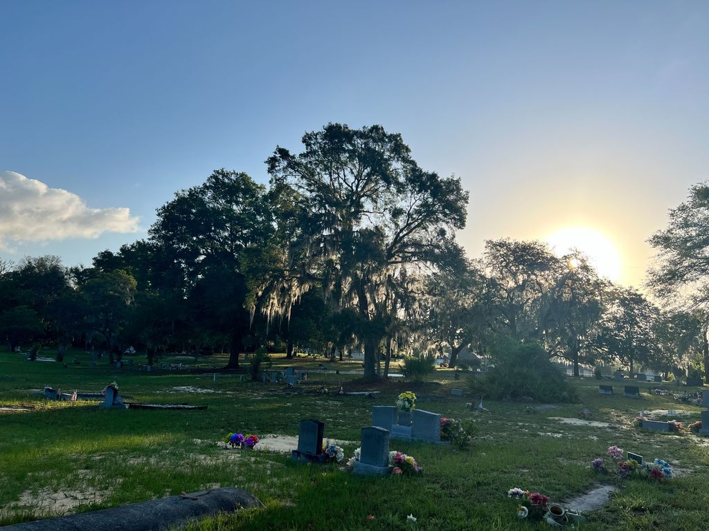 De Leon Springs Cemetery