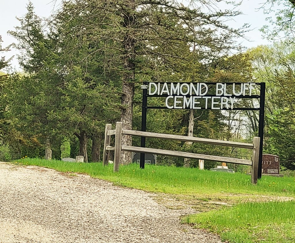 Diamond Bluff Cemetery