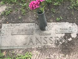 Gus W. Janssen 