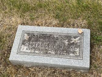 Gertrude G Wolke 