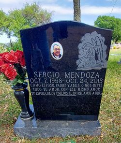 Sergio Mendoza Sr.