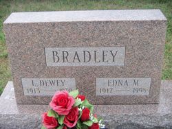 Edna Mae <I>Chrisman</I> Bradley 