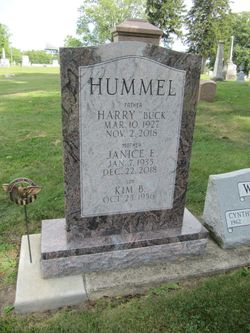 Janice E. <I>Bowen</I> Hummel 