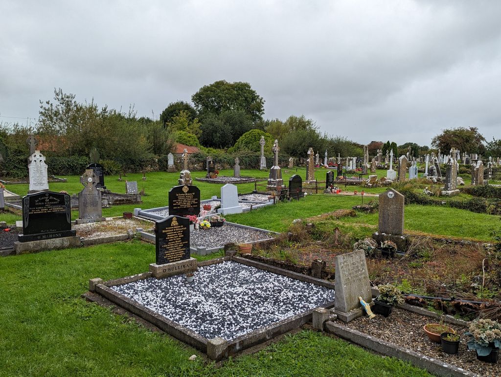 Oola Village Cemetery