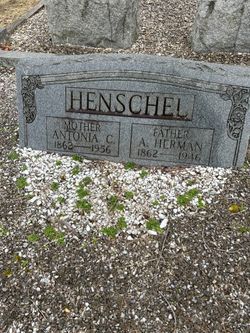 A Herman Henschel 