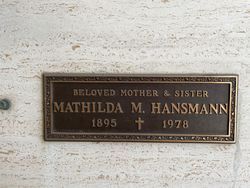 Mathilda M Hansmann 