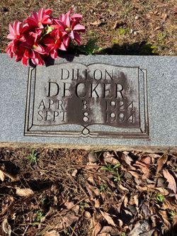 Dillon Decker 