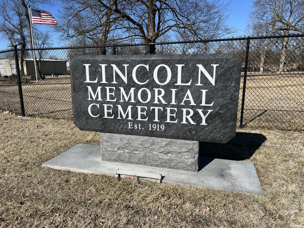 Lincoln Memorial Park Cemetery