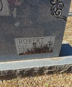 Robert J. Creed Sr.