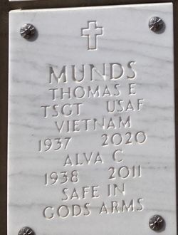 Thomas Earl Munds 