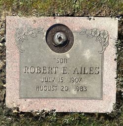 Robert Eugene Ailes 