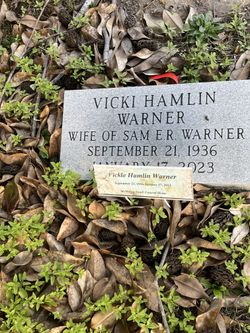 Victoria L. “Vicki” <I>Hamlin</I> Warner 