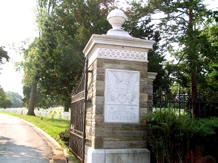 Philadelphia National Cemetery