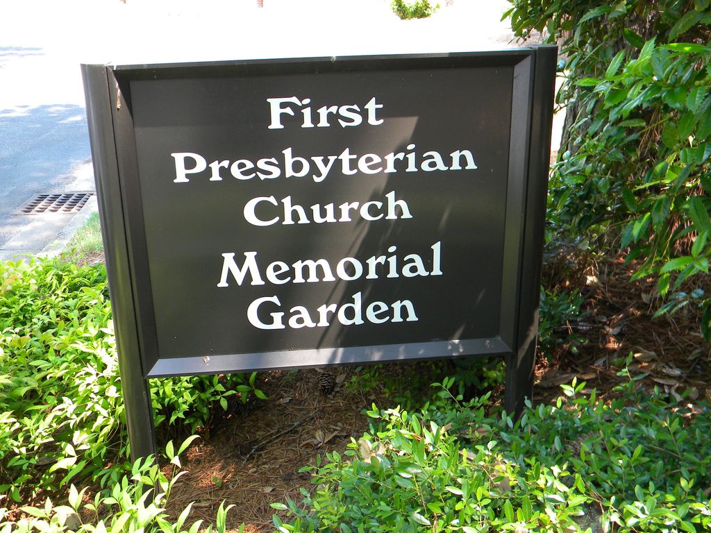 First Presbyterian Church Memory Garden