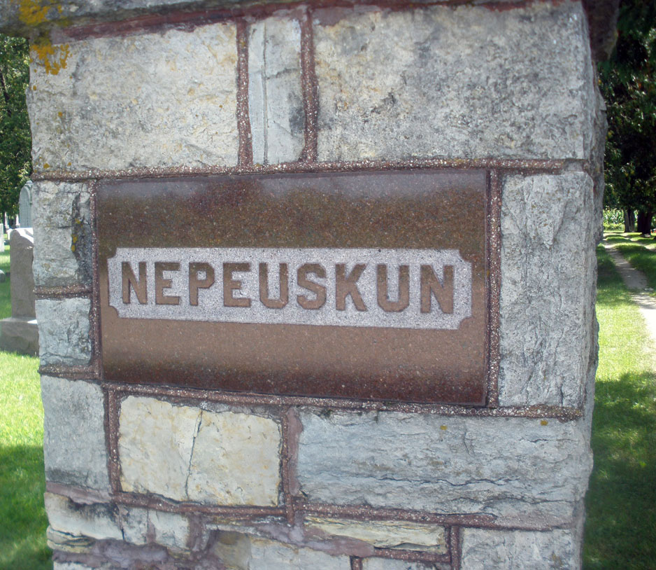 Nepeuskun Cemetery
