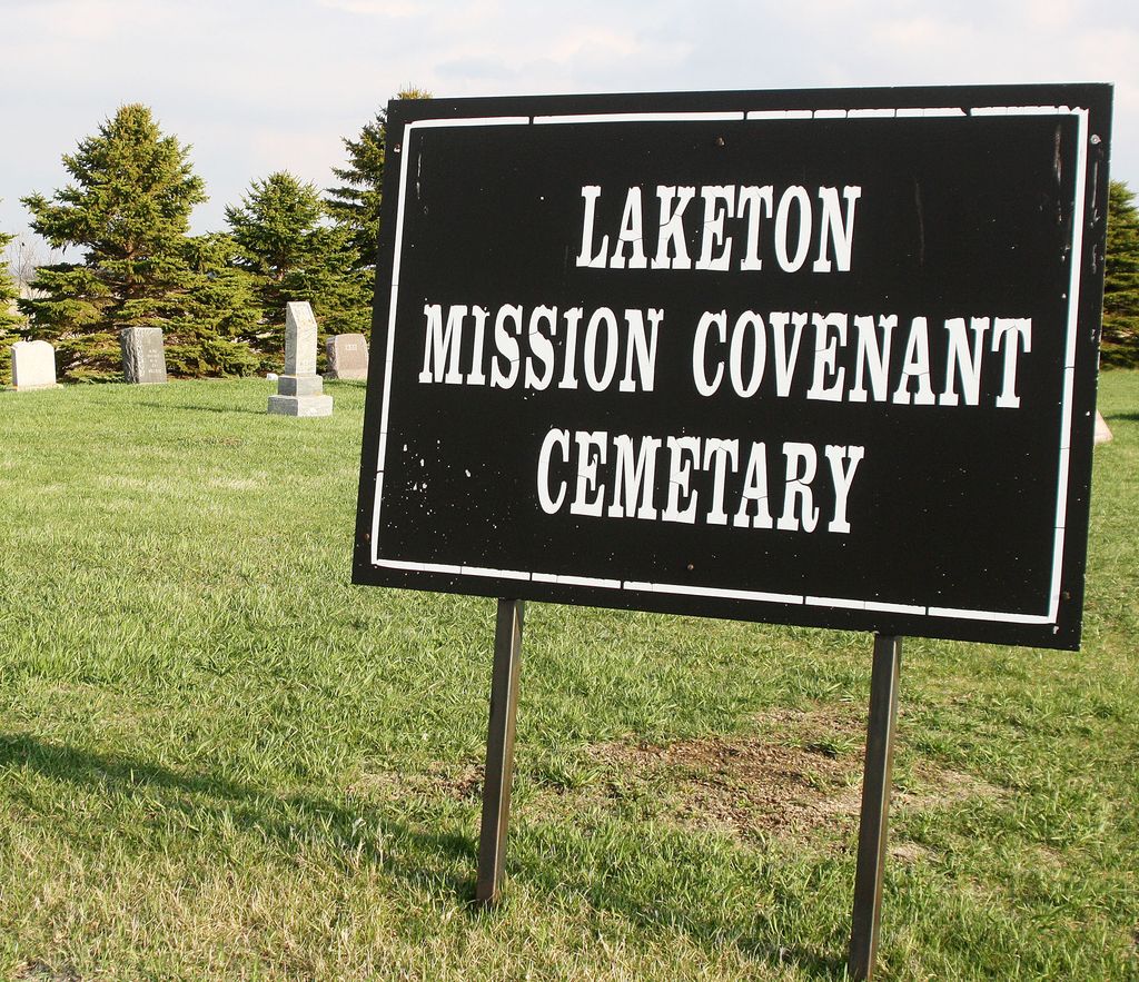 Laketon Mission Covenant Cemetery