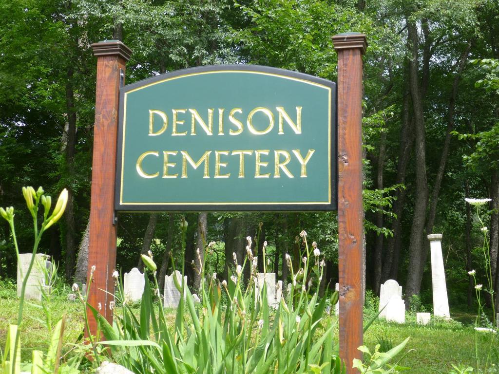 Denison-Jones Cemetery