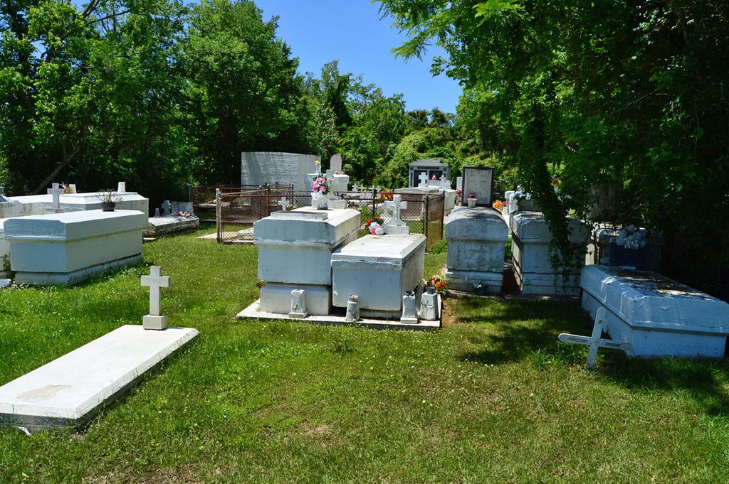 Little Village Cemetery