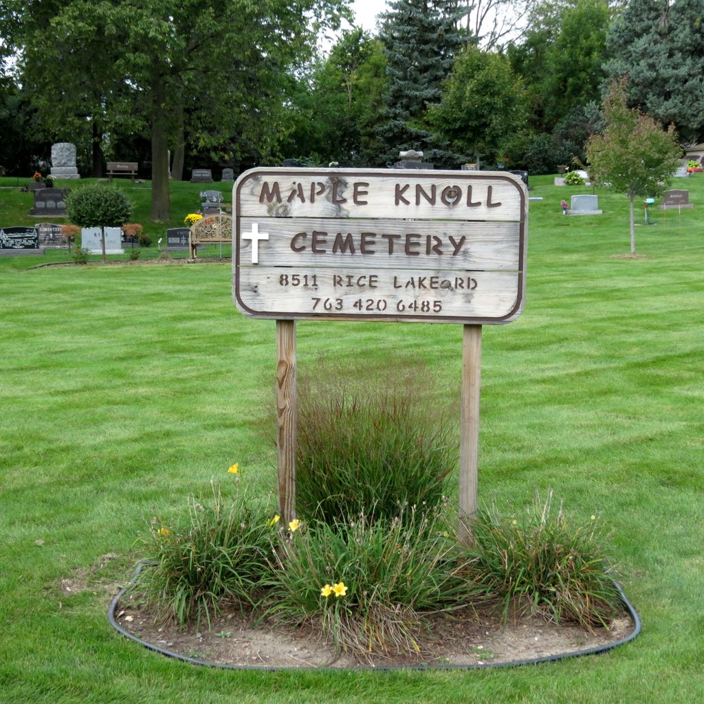 Maple Knoll Cemetery