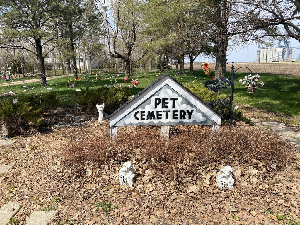 Cooper Animal Clinic Pet Cemetery