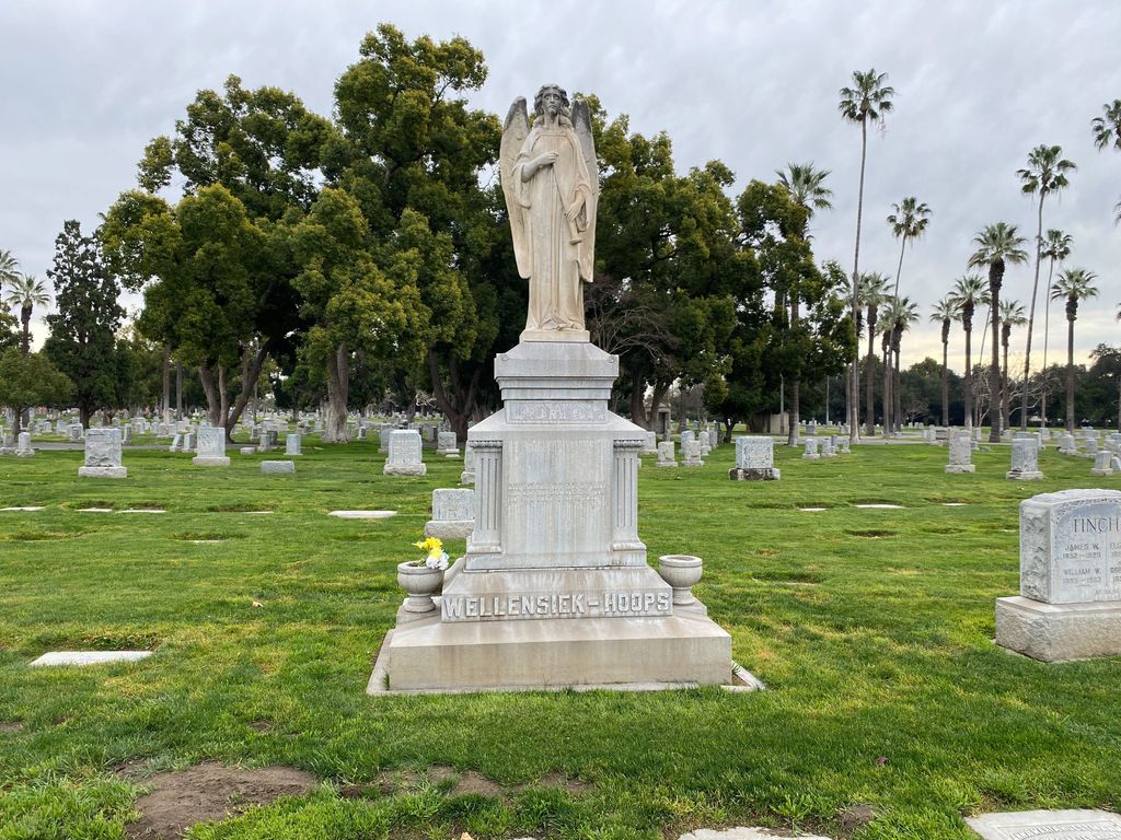 Pomona Valley Memorial Park in Pomona, California - Find a Grave Cemetery