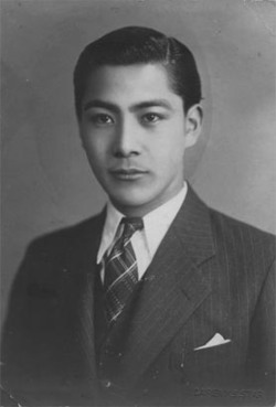  Toshiro Mifune