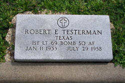 1LT Robert E Testerman