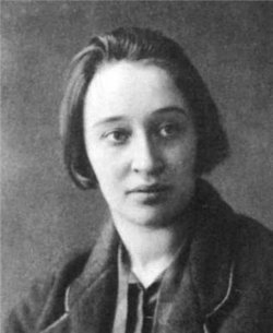  Nadezhda Mandelstam