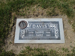  Sadie Davis