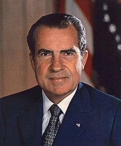  Richard Milhous Nixon