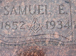  Samuel E. Albright