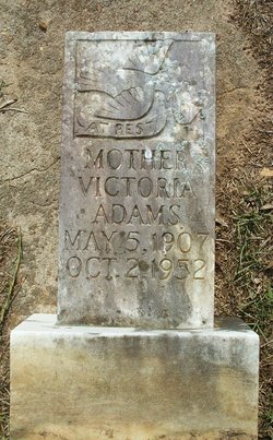  Victoria Adams