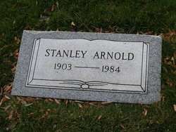  Stanley Arnold