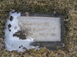  Dean V. Utter