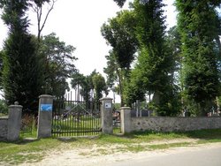 Burzyn Cmentarz Parafialny