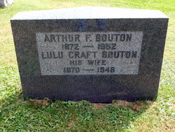  Arthur Frisbee Bouton