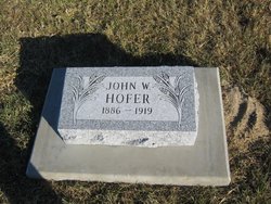  John W Hofer