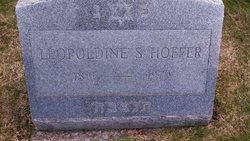  Leopoldine S. Hoffer
