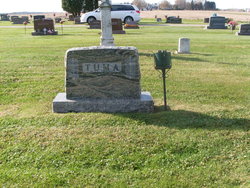  Rose W <I>Tupy</I> Tuma