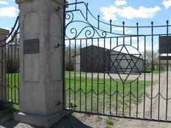 Regina Jewish Cemetery