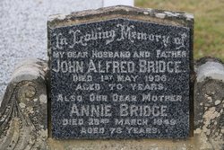  Annie <I>Fogg</I> Bridge