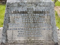  Evan Cambria Thomas