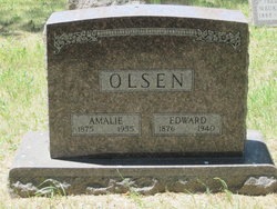  Edward Olsen
