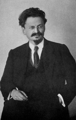 Leon Trotsky