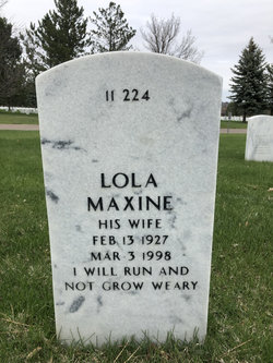  Lola Maxine Hope
