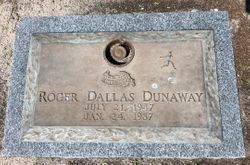  Roger Dallas Dunaway
